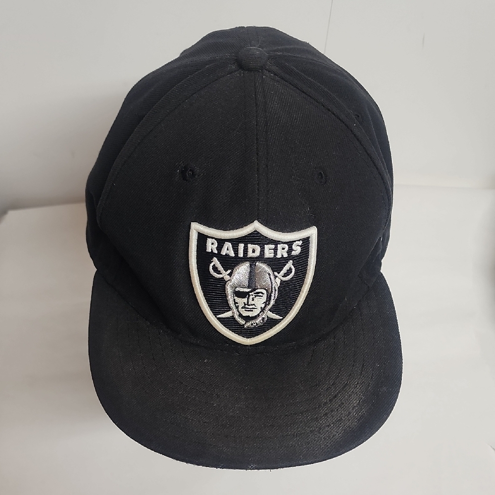 NFL Vintage 59Fifty New Era 8 63.5cm Black Raiders Well- Loved Unisex Cap
